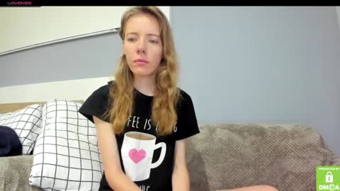 Snapshot of kalisee_ chatting on January 4, 6:19 am Kalisee online show from January 4, 6:19 am