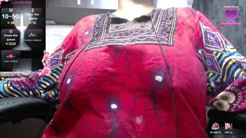 Snapshot of kalpananaisha_ chatting on January 12, 10:02 am Alisha online show from January 12, 10:02 am