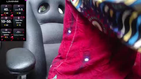 Snapshot of kalpananaisha_ chatting on February 17, 10:07 am Alisha online show from February 17, 10:07 am