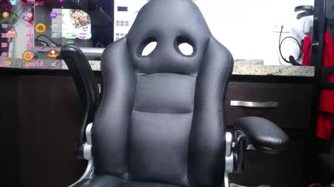 Snapshot of kalpananaisha_ chatting on February 18, 10:05 am Alisha online show from February 18, 10:05 am