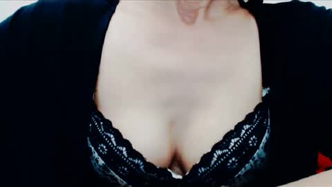 Snapshot of kalysta4u chatting on September 25, 6:23 am kalysta4u - EX - Bestbangmilf online show from September 25, 6:23 am