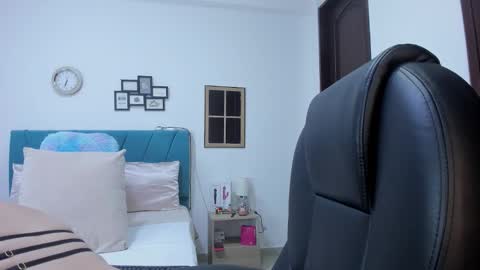 Kamilalopez online show from November 8, 11:43 pm