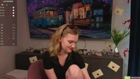 Emily online show from May 16, 6:49 am