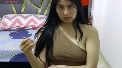 kamgomezxox online show from February 19, 1:16 am