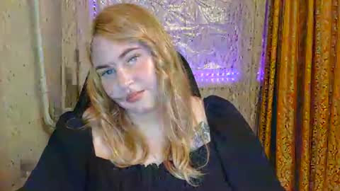 KamilaBlonde online show from July 28, 8:52 pm