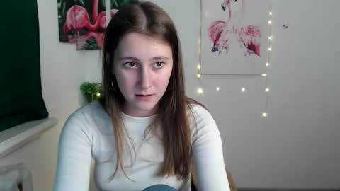 Snapshot of kamilla_love_ chatting on October 12, 1:35 pm kamilla_love_ online show from October 12, 1:35 pm