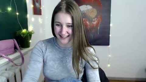 kamilla_love_ online show from January 5, 7:06 pm