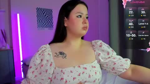 kamilla_shelton online show from July 18, 8:28 am