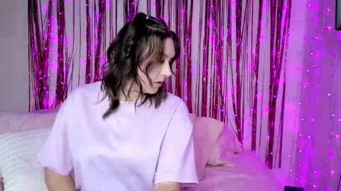Snapshot of kamrynmarie69 chatting on January 13, 1:45 am kamrynmarie69 online show from January 13, 1:45 am