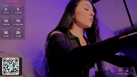 kara_life online show from November 14, 4:51 pm