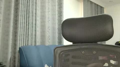 karalyn1 online show from May 27, 7:38 am