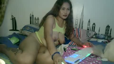 Snapshot of kardi_vaughn78 chatting on January 19, 12:28 am Kardi Vaughn online show from January 19, 12:28 am