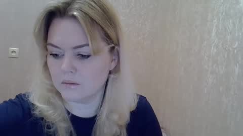 Snapshot of karennelsonx chatting on February 28, 10:52 am karennelsonx online show from February 28, 10:52 am
