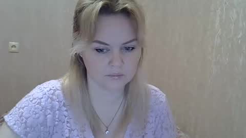 Snapshot of karennelsonx chatting on January 29, 1:49 pm karennelsonx online show from January 29, 1:49 pm