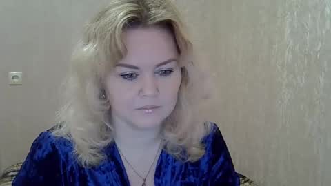 Snapshot of karennelsonx chatting on February 14, 9:45 am karennelsonx online show from February 14, 9:45 am