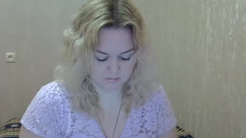 Snapshot of karennelsonx chatting on February 13, 12:00 pm karennelsonx online show from February 13, 12:00 pm