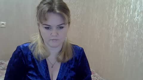 Snapshot of karennelsonx chatting on December 27, 11:06 am karennelsonx online show from December 27, 11:06 am