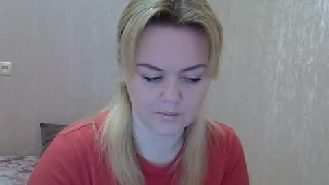 Snapshot of karennelsonx chatting on March 5, 10:33 am karennelsonx online show from March 5, 10:33 am