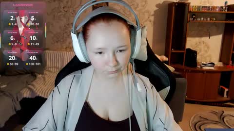 Snapshot of karicynthia chatting on October 18, 4:43 pm Lisa Backler online show from October 18, 4:43 pm