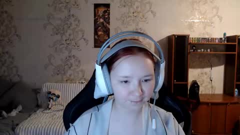 Snapshot of karicynthia chatting on September 14, 4:27 pm Lisa Backler online show from September 14, 4:27 pm