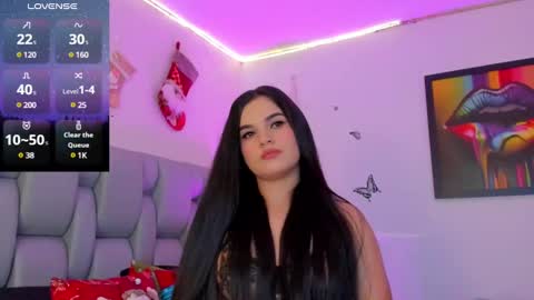 Snapshot of karin_grey69 chatting on December 7, 12:41 am Karin online show from December 7, 12:41 am