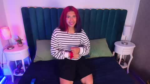 Snapshot of karin_ks chatting on March 7, 3:29 am Karina online show from March 7, 3:29 am
