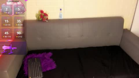Snapshot of karina_gomez_18 chatting on September 26, 12:14 pm Kari online show from September 26, 12:14 pm