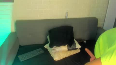 Snapshot of karina_gomez_18 chatting on September 10, 11:32 am Kari online show from September 10, 11:32 am
