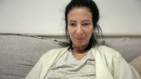 Snapshot of karinablair chatting on February 18, 9:09 pm Karina online show from February 18, 9:09 pm