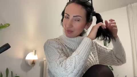 Snapshot of karinablair chatting on February 28, 4:42 pm Karina online show from February 28, 4:42 pm