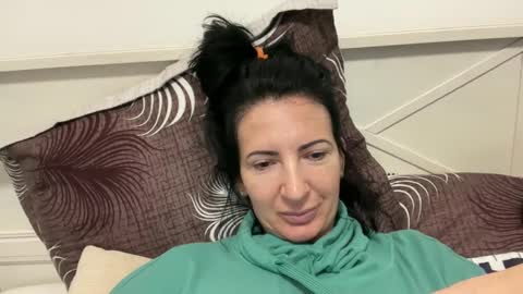 Snapshot of karinablair chatting on January 12, 4:52 am Karina online show from January 12, 4:52 am