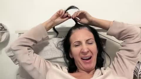 Snapshot of karinablair chatting on January 7, 6:35 pm Karina online show from January 7, 6:35 pm