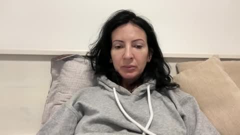 Snapshot of karinablair chatting on March 2, 2:51 am Karina online show from March 2, 2:51 am