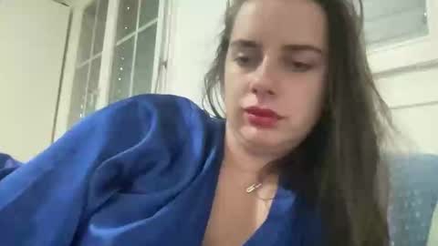 karinka1992 online show from October 14, 2:30 pm