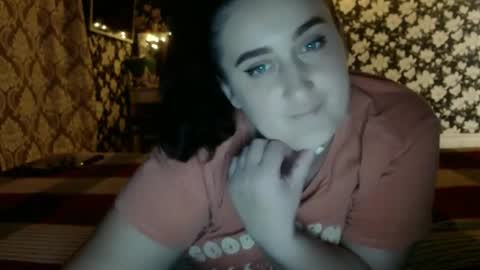 Snapshot of karinkabrunetka2 chatting on December 23, 3:44 pm karinkabrunetka2 online show from December 23, 3:44 pm