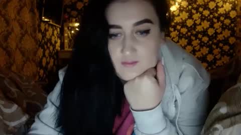 Snapshot of karinkabrunetka2 chatting on December 2, 7:03 pm karinkabrunetka2 online show from December 2, 7:03 pm