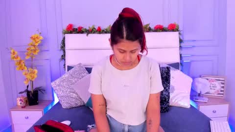 Snapshot of karla_gonzaless chatting on March 10, 7:07 pm Karla Gonzaless online show from March 10, 7:07 pm