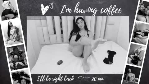 Snapshot of karla_hernandez chatting on October 17, 11:24 am Karla online show from October 17, 11:24 am