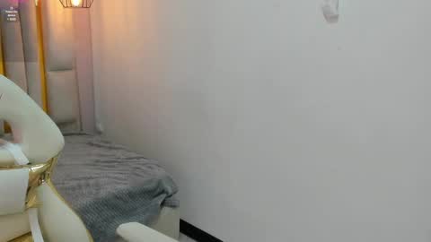 Snapshot of karla_hernandez chatting on January 18, 11:00 am Karla online show from January 18, 11:00 am