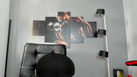   online show from March 8, 4:37 pm