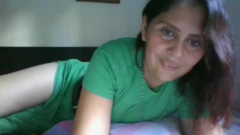Snapshot of karol_gill chatting on February 1, 9:08 pm Karol online show from February 1, 9:08 pm
