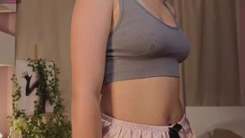 Molly online show from July 16, 6:07 am