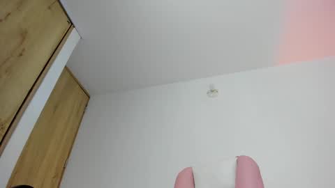 Snapshot of karolina_evans chatting on September 11, 12:16 pm karolina_evans online show from September 11, 12:16 pm