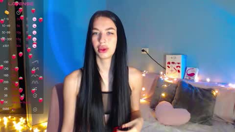 Snapshot of karolina_hottie_ chatting on October 7, 2:16 am Kira online show from October 7, 2:16 am