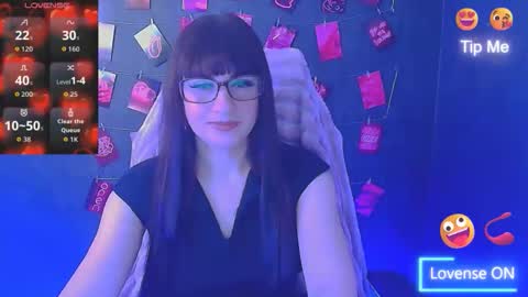 Caroline online show from March 1, 7:30 am