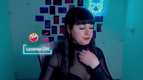 Caroline online show from April 18, 6:05 am