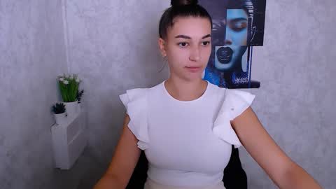 Karolina online show from September 12, 8:23 am