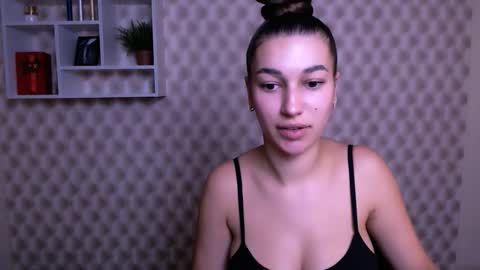 Karolina online show from October 2, 5:45 am