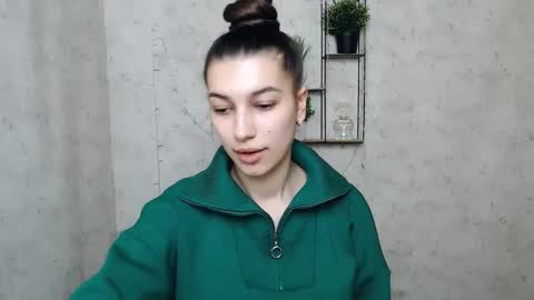 Karolina online show from March 8, 6:52 am