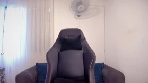 Snapshot of kasandra_mature_ chatting on October 9, 10:14 pm Kasandra Mature online show from October 9, 10:14 pm